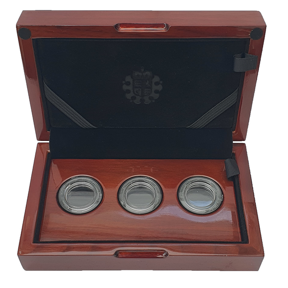 Royal Mint Luxury Wooden Case with Screw Type Capsule for 3 Sovereigns