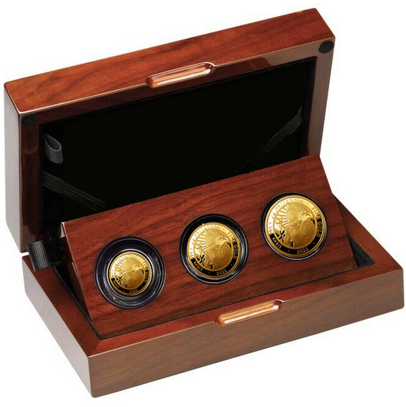 2022 Queen Elizabeth II Britannia Premium 3-Coin Gold Proof Set